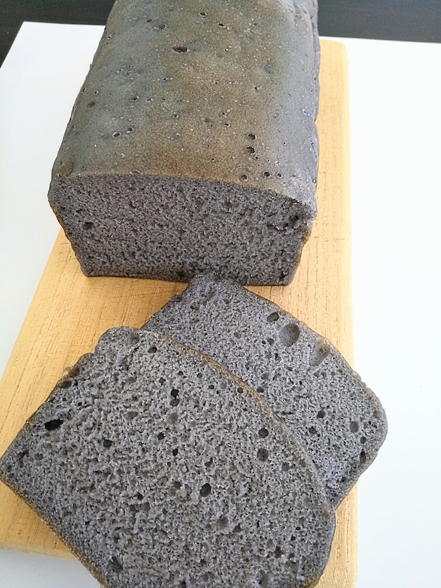 麻炭米粉食パン